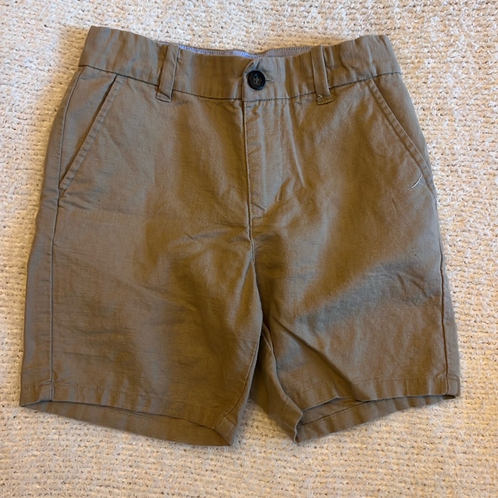 Boys Janie and Jack khaki shorts size 6